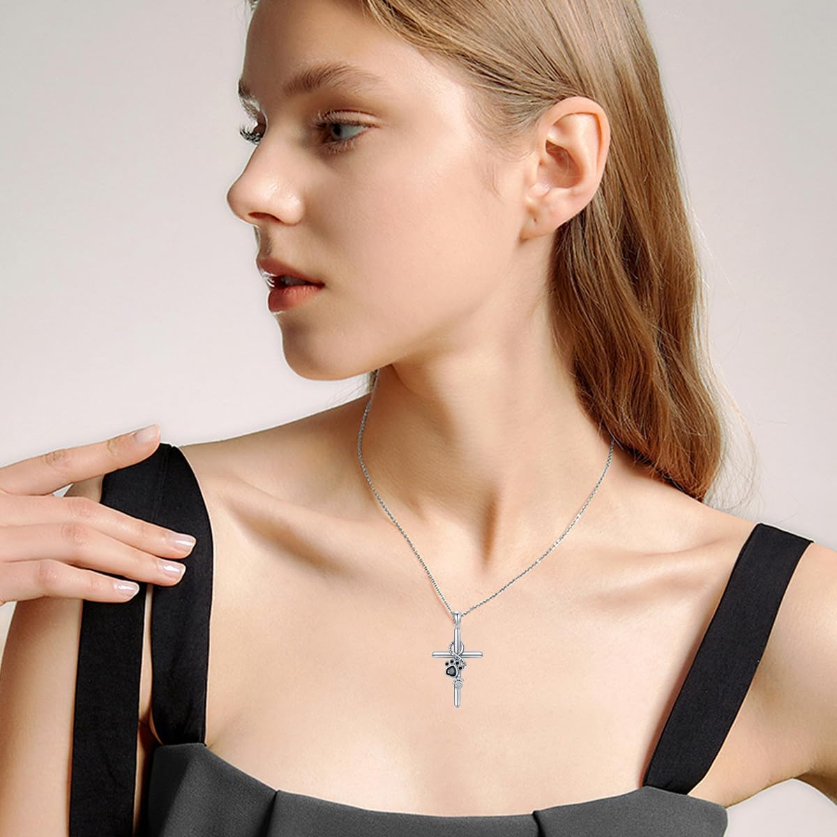 LYORA β Elegant Paw and Cross Necklace made of 925 Sterling Silver for a Stylish Appearance