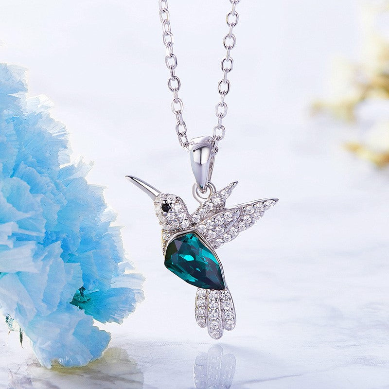 LYRIN β Sparkling Humming Sparkle Necklace with Zirconia for an Elegant Look