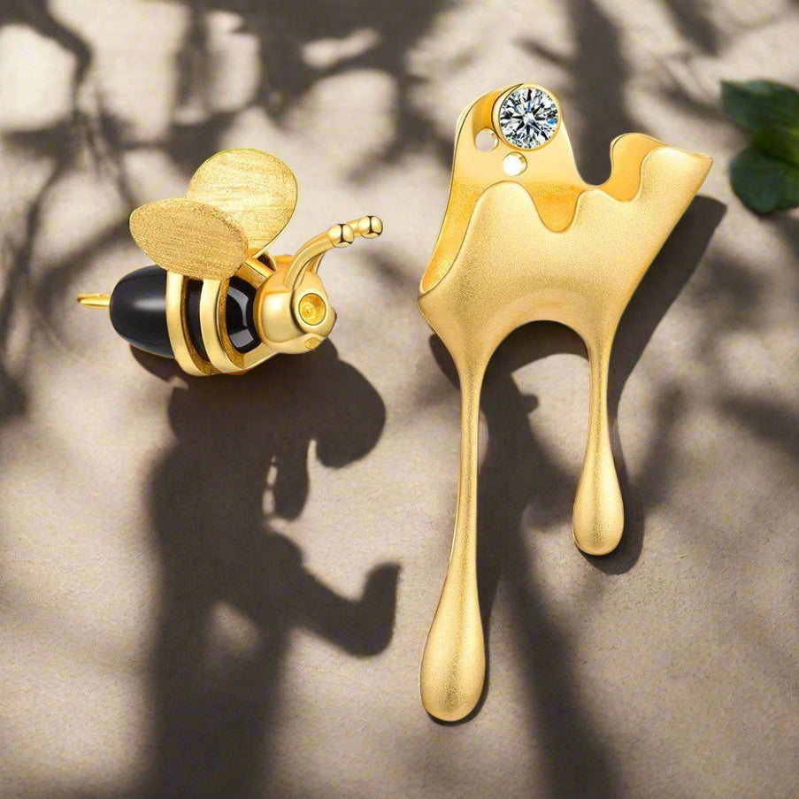 ELIA β Elegant Dripping Honey & Bee Earrings Made of High-Quality Sterling Silver