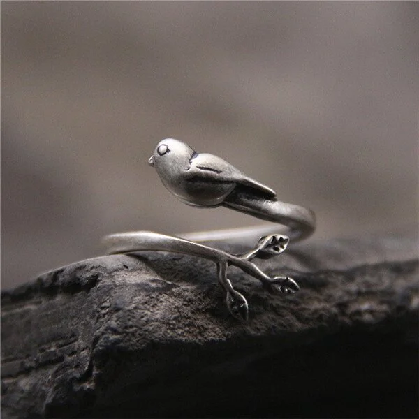 YARA β Elegant Open Vintage Silver Bird Ring for Stylish Accents