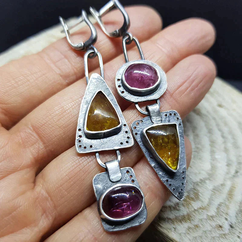 Chic - Vintage Triangle Earrings-Westeryn