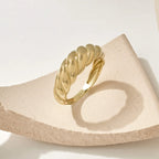 Croissant Ring | Gold-Westeryn