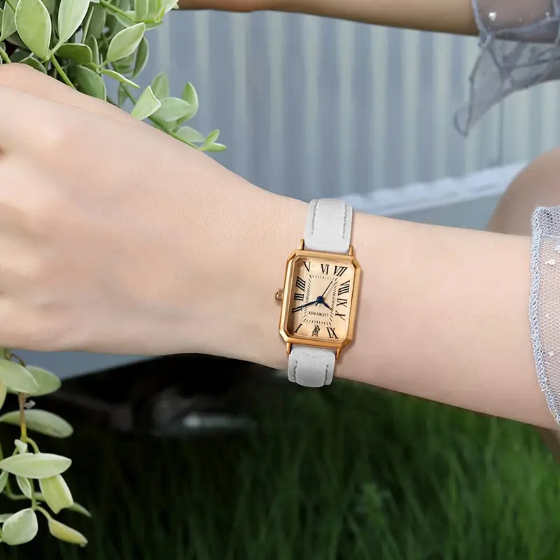 Vivelle Crest Watch | Gold-Westeryn