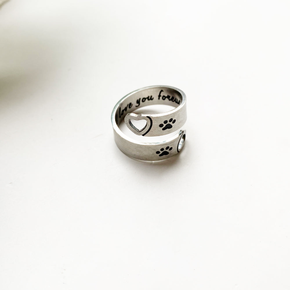 FAYAIE – Elegant Adjustable Paw & Heart Ring with Unique Twist Design Made of Durable Stainless Steel