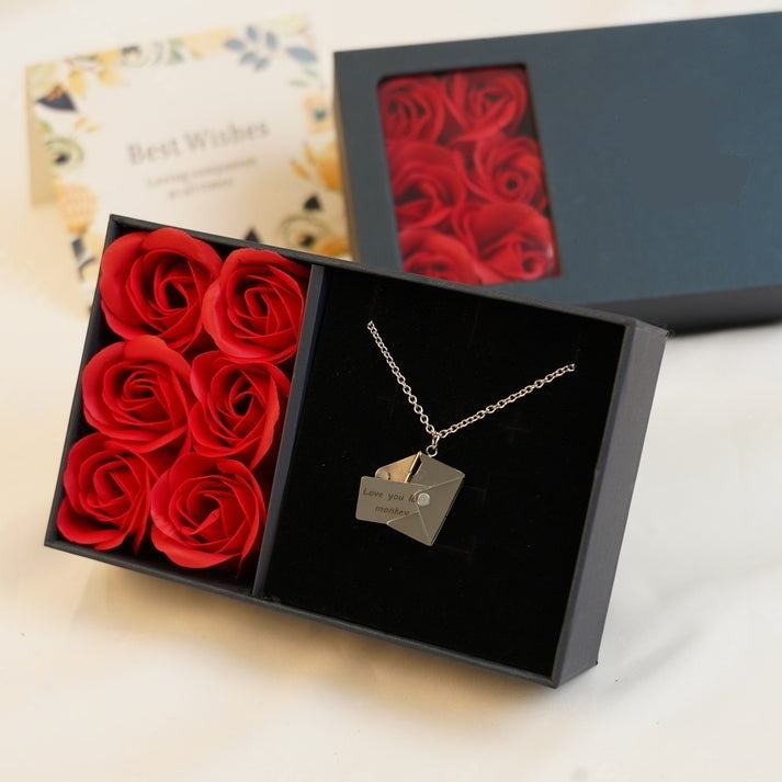 Medallion with Love Letter - Personalized