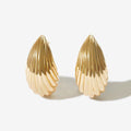 Vintage Earrings Made of Embossed Gold-Westeryn