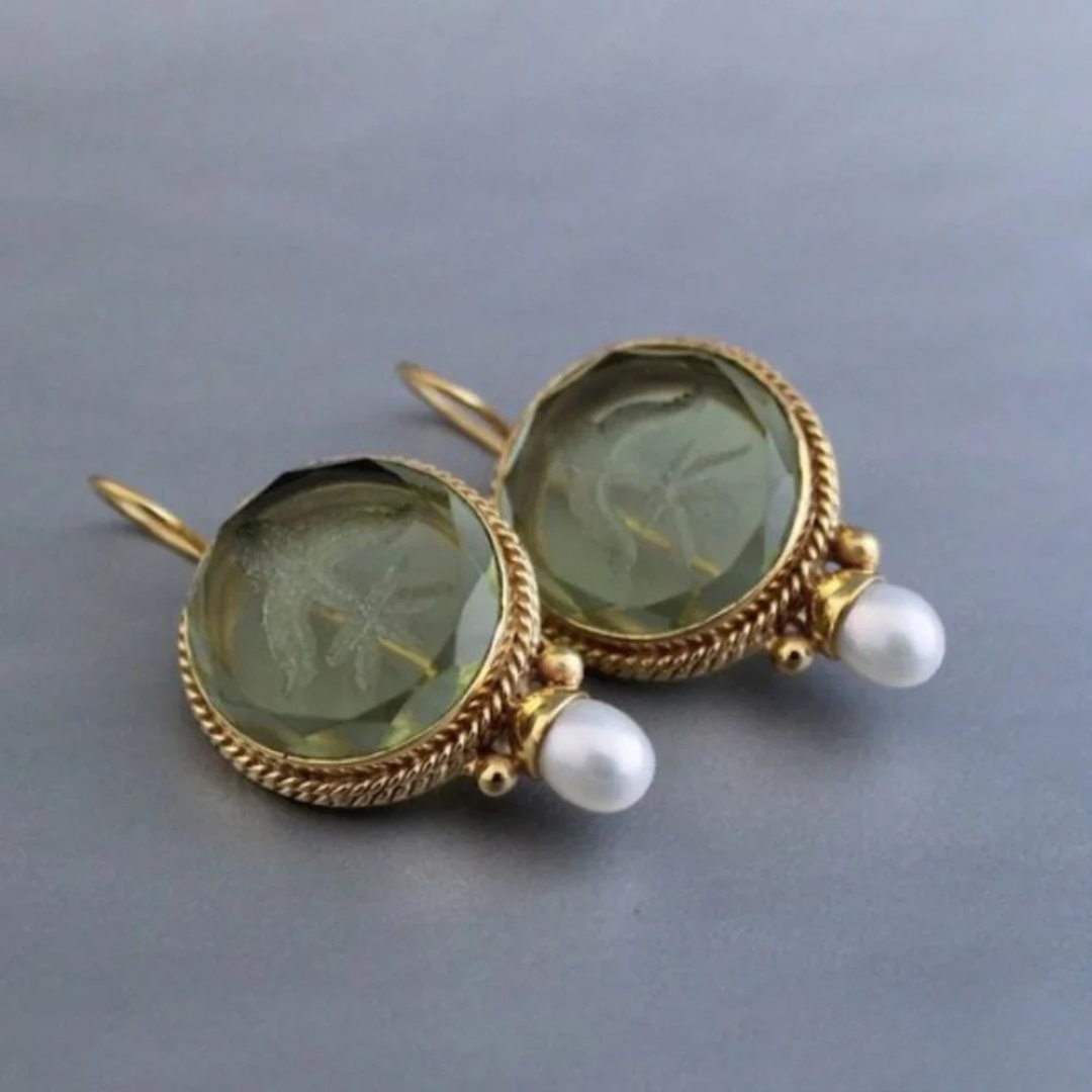 Retro Green Stone Pearl Earrings-Westeryn
