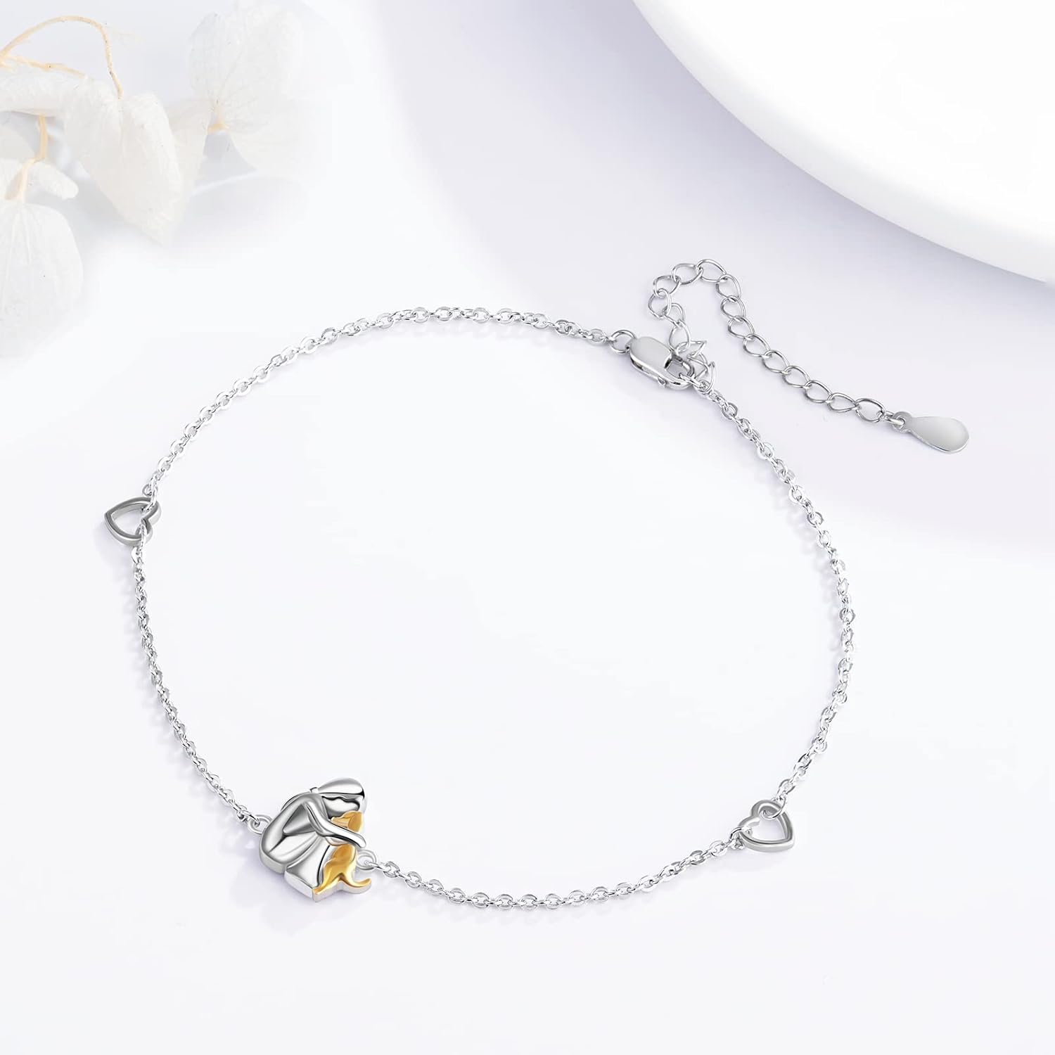YARAIE – Elegant Adjustable Lucky Bracelet – Simple Design & Enchanting Aura-Westeryn