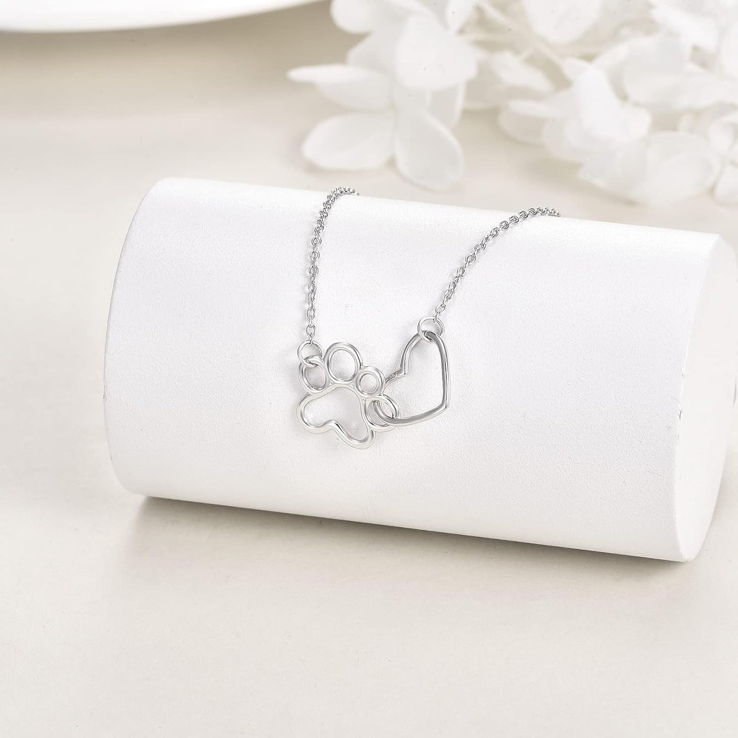 ILYA – Elegant Paw Necklace made of 925 Sterling Silver with Charming Heart Crystal Pendant