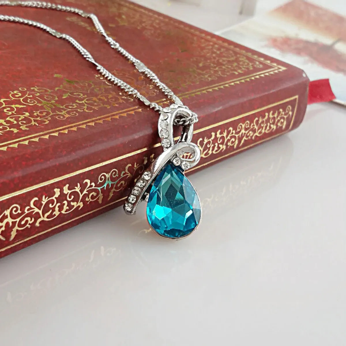 Antique Mermaid – Golden necklace with handmade pendant-Westeryn