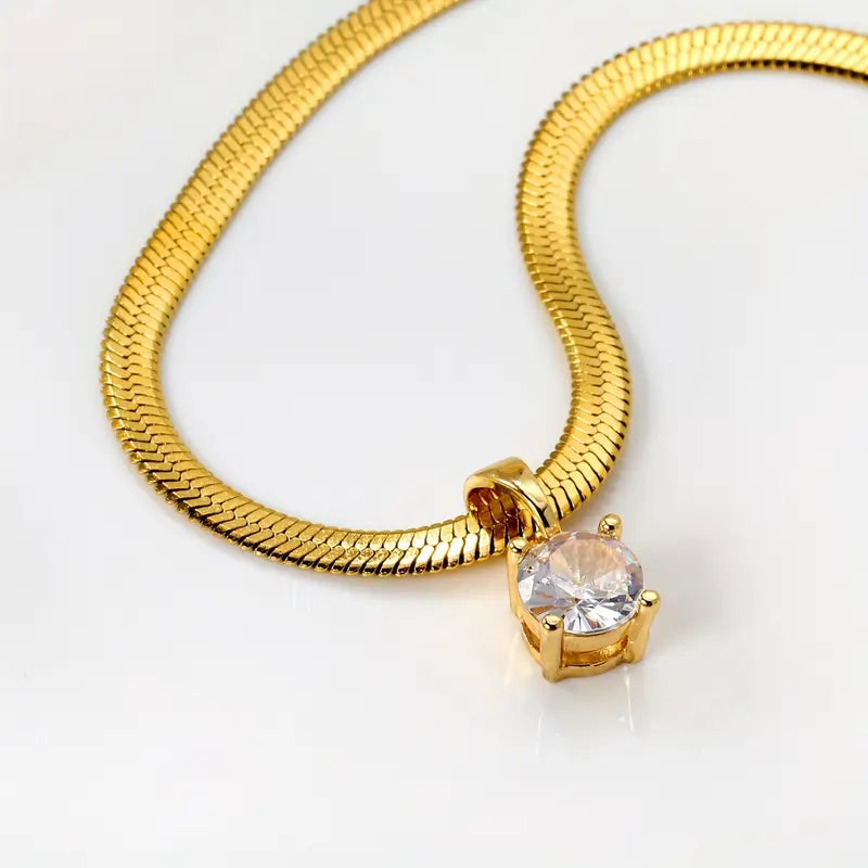 Elegant Rhinestone Pendant Necklace | Gold-Westeryn