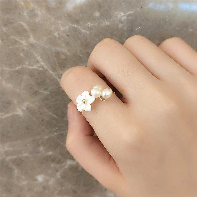 Adjustable Pearl Flower Ring in Gold-Westeryn