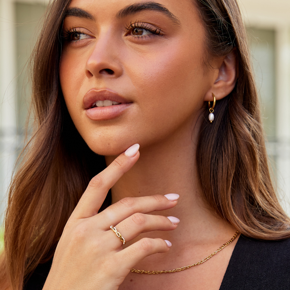 Bella Sweetwater Pearl Earrings