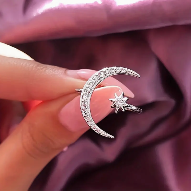 Moon & Star Diamond Ring in Silver-Westeryn