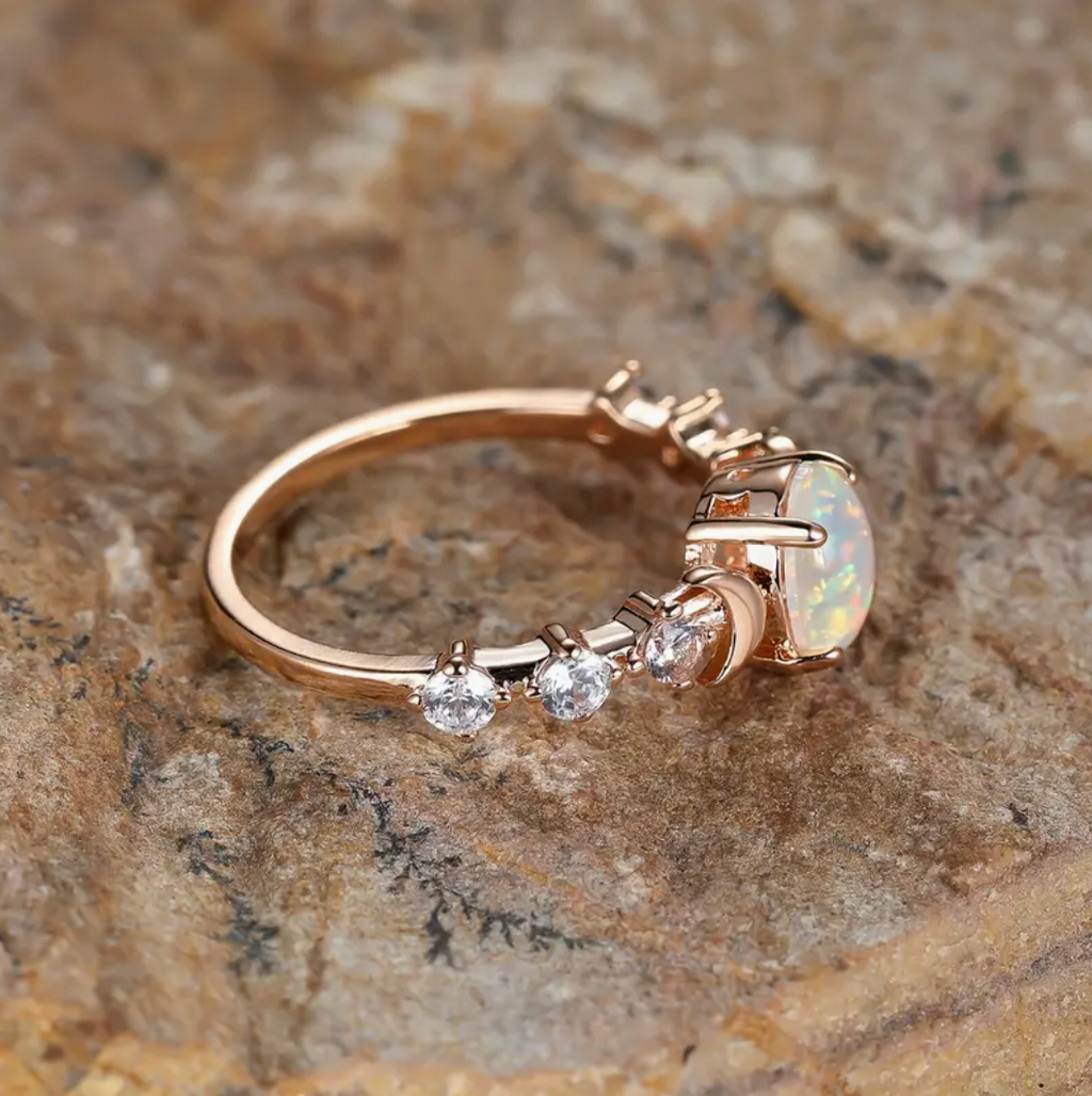 Moonstone Opal Vintage Ring in Gold-Westeryn