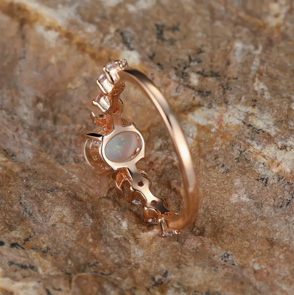 Moonstone Opal Vintage Ring in Gold-Westeryn