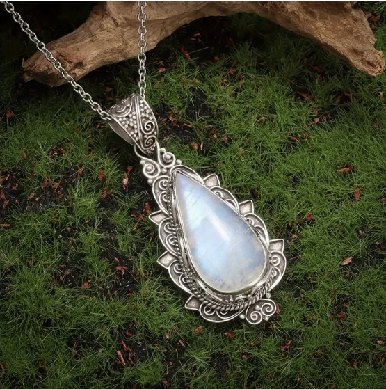 Moonstone Necklace in Vintage Setting-Westeryn