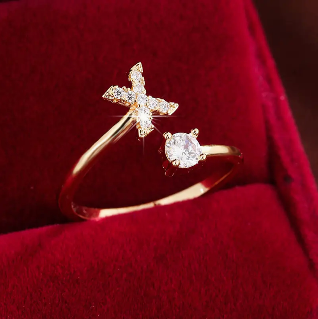Elegant Letter Ring with Diamonds in Gold and Silver-Westeryn