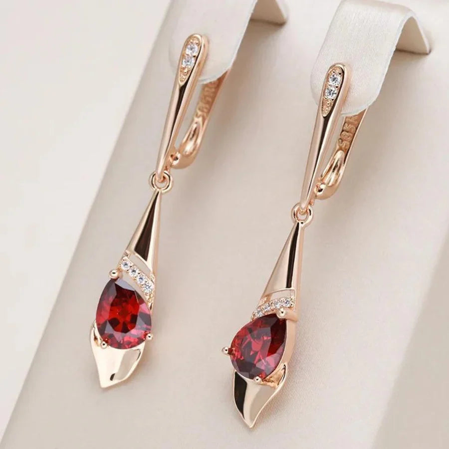 Exquisite Pendant with Red Crystal Earrings | Gold-Westeryn