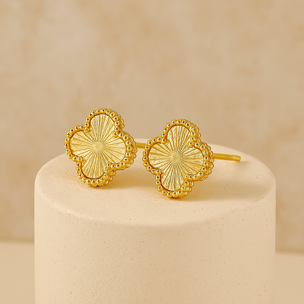 Clover Leaf Earrings in Gold-Westeryn