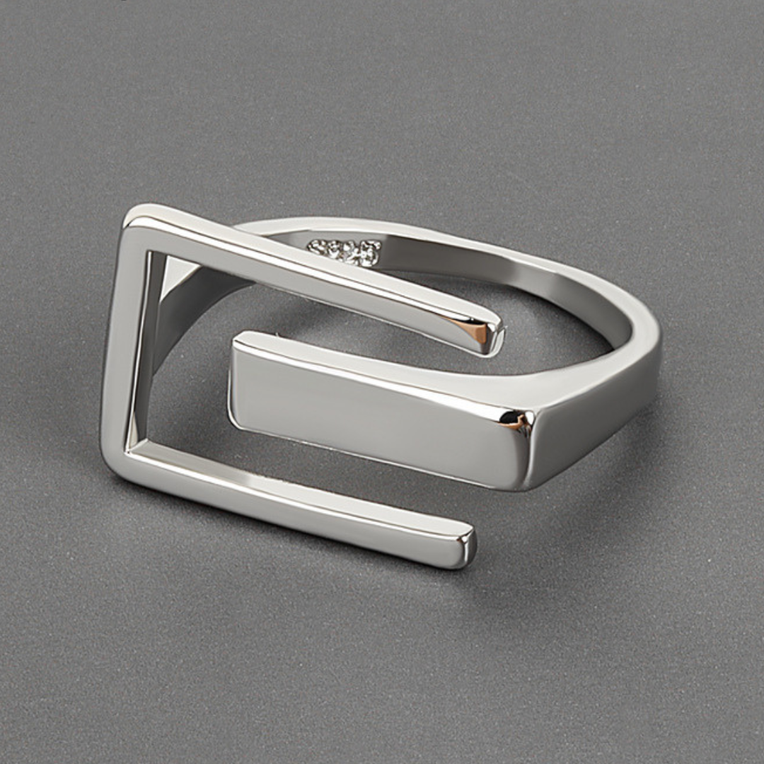 Adjustable Modernist Ring in Silver-Westeryn