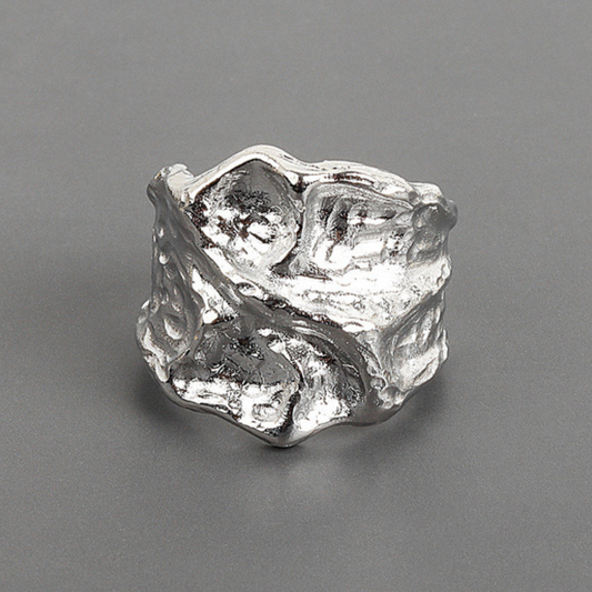 Special Edition Ring with Crumpled Design in Silver