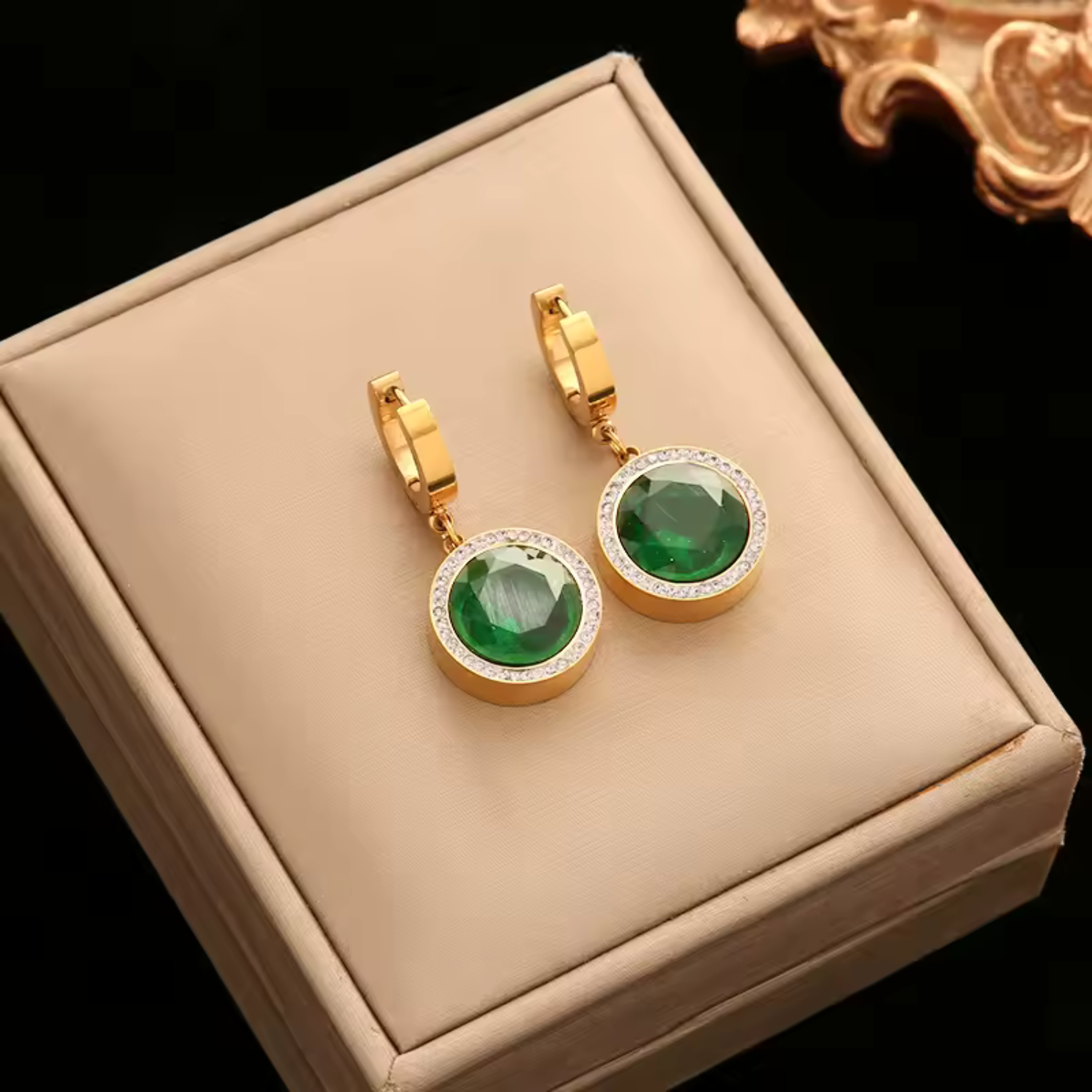 Elanith Vaeloria Jewelry Set-Westeryn