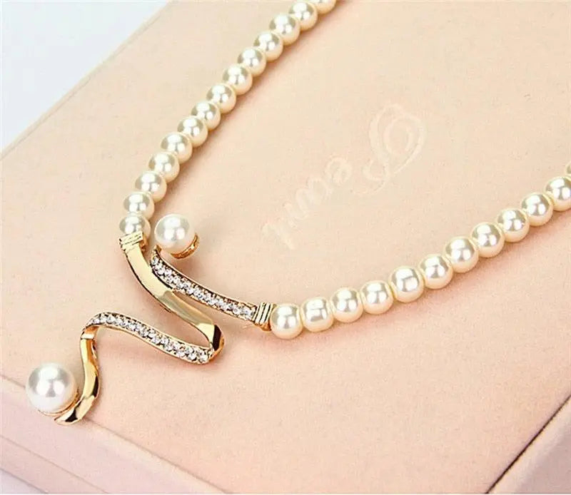 Natural Pearl Necklace + Earring Set-Westeryn