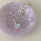 Moonstone Necklace - Round Cut Pendant-Westeryn