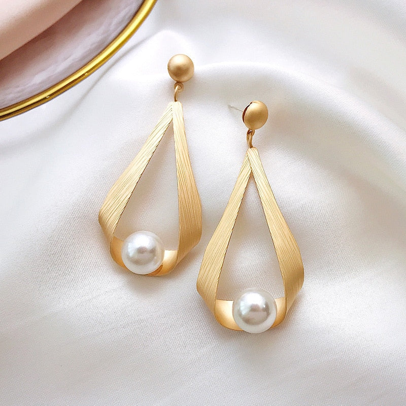 Crystal Earrings and Round Pearls-Westeryn