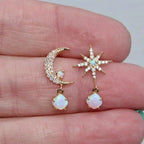Moon and Star Earrings made of Gold and Opal-Westeryn