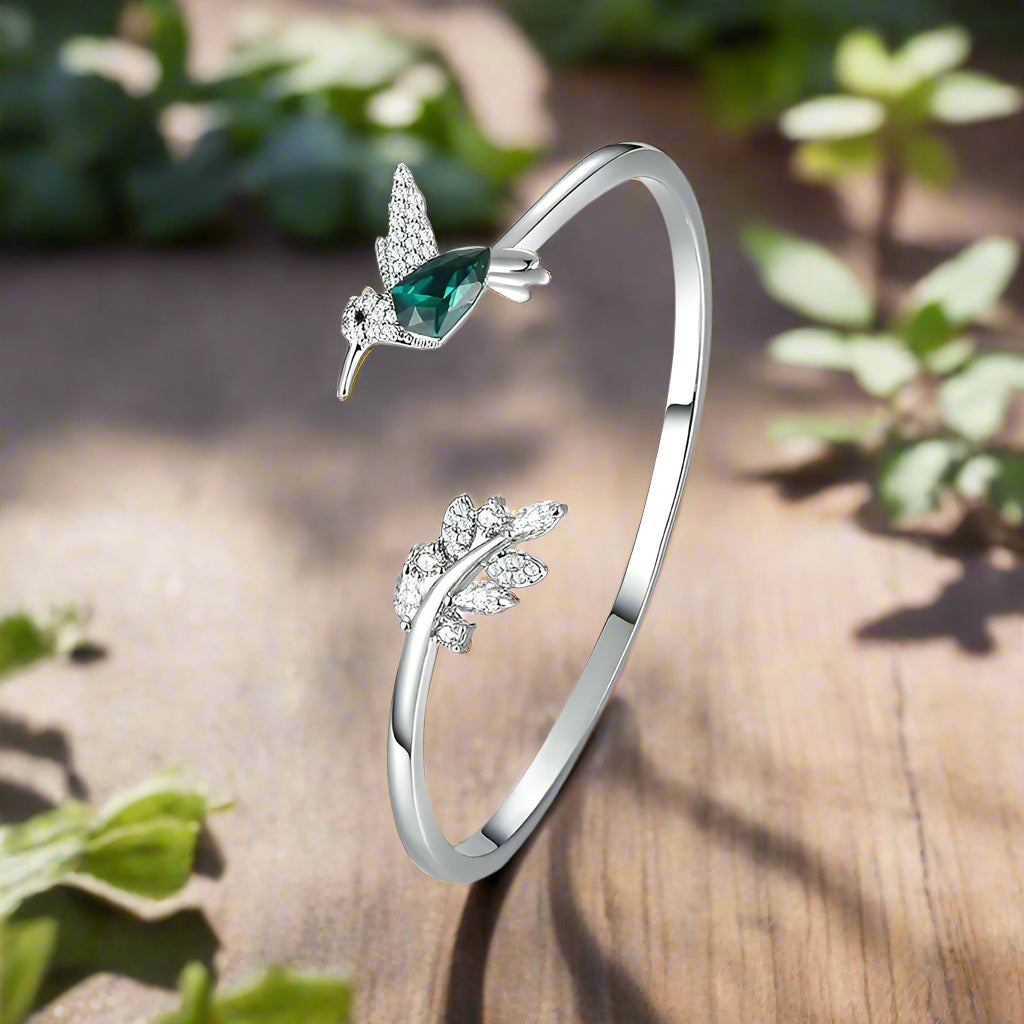 AYANA – Elegant Adjustable Hummingbird Ring with Sparkling Rhinestone-Westeryn
