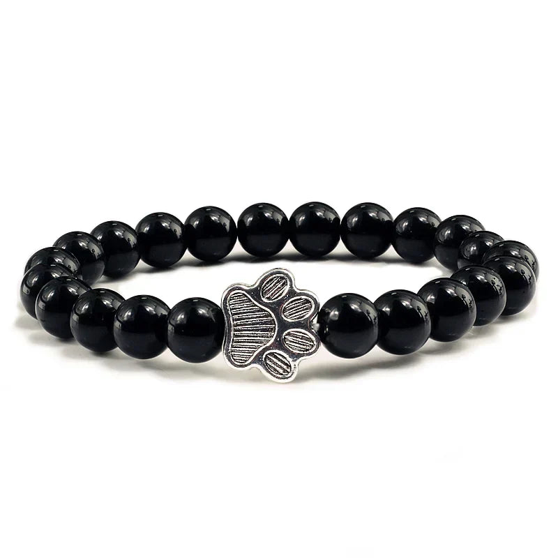MELIA – Elegant Pearl Bracelet with Charming Paw Pendant Made of Natural Stone
