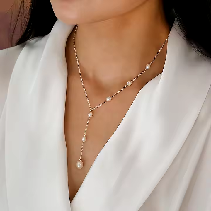 Vintage Hanging Pearl Necklace