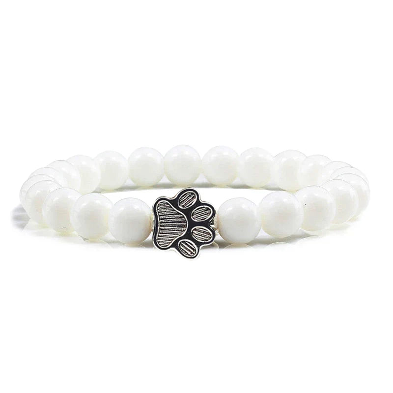 MELIA – Elegant Pearl Bracelet with Charming Paw Pendant Made of Natural Stone