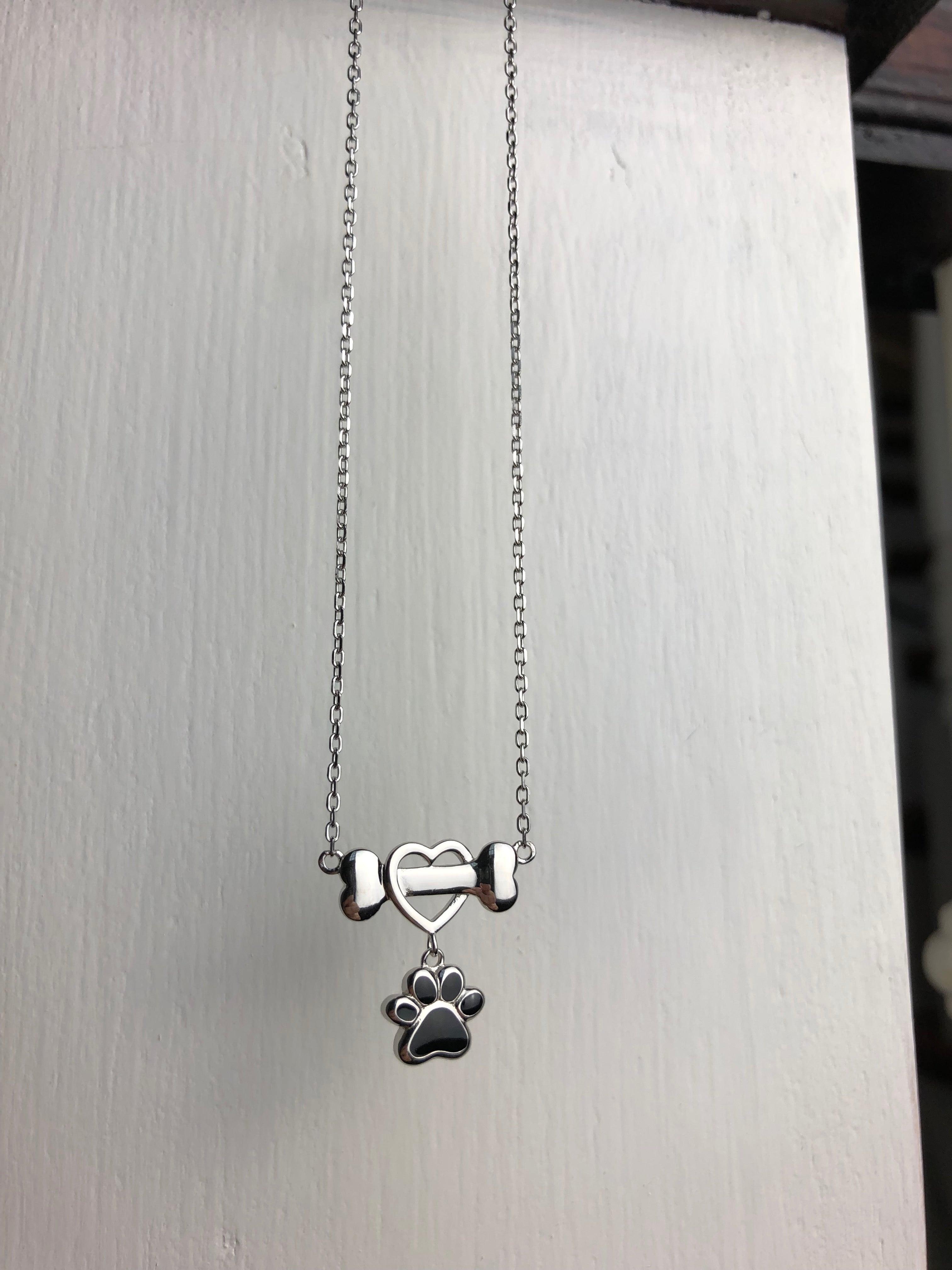 MEJA – Elegant Necklace with Delicate Paw Design Made of Durable Stainless Steel-Westeryn