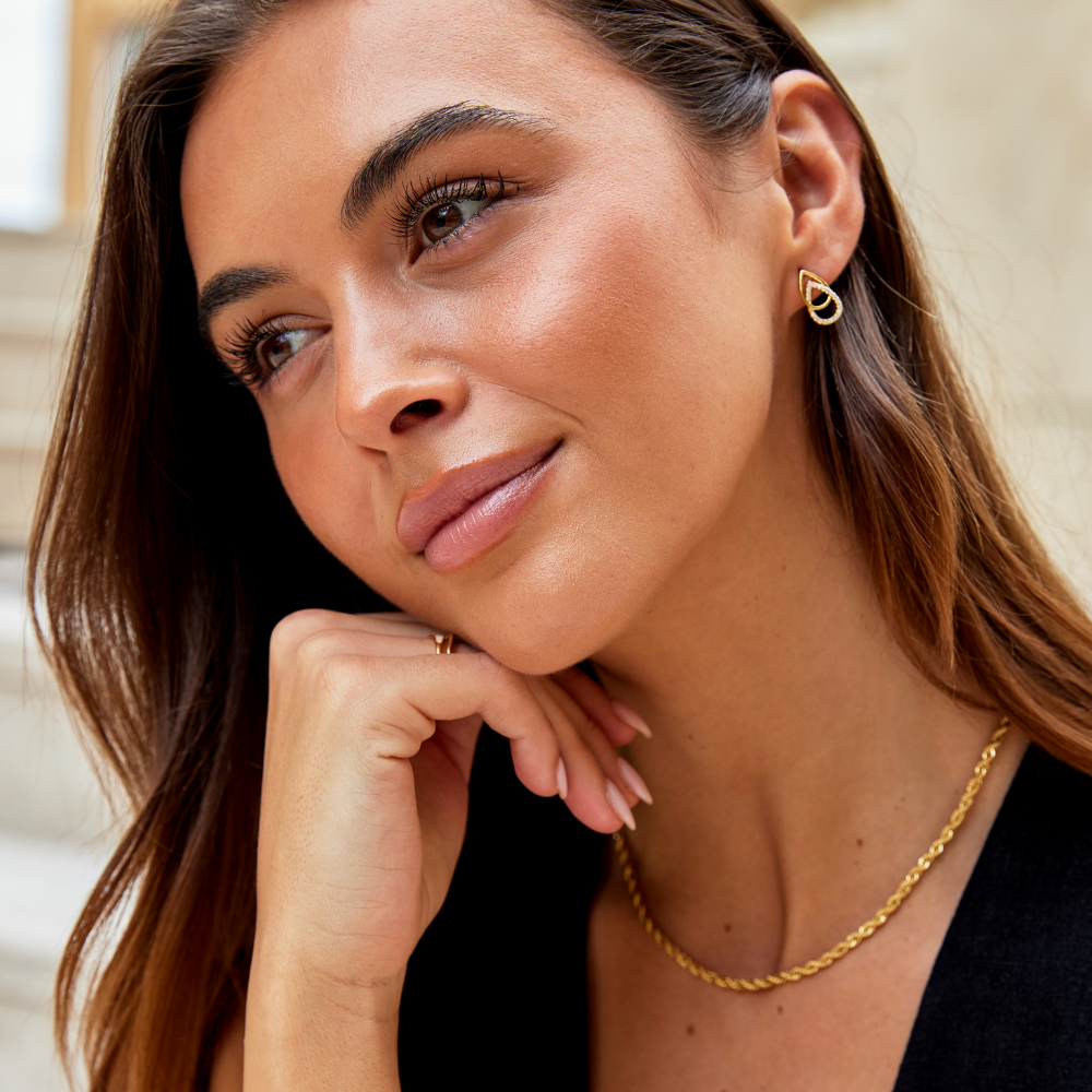 Lin Droplet-Shaped Link Earrings