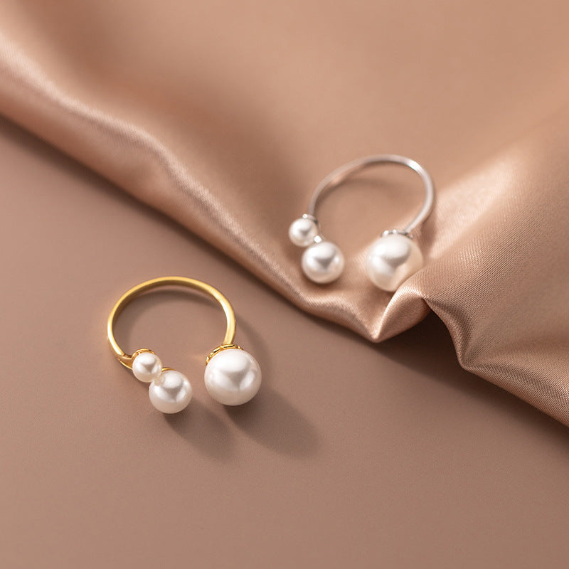 Adjustable Triple Freshwater Pearl Ring-Westeryn