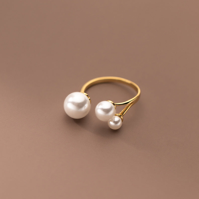 Adjustable Triple Freshwater Pearl Ring-Westeryn