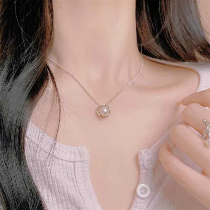 Liselotte Moonstone Necklace-Westeryn
