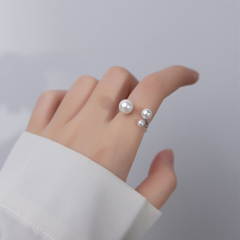 Adjustable Triple Freshwater Pearl Ring-Westeryn