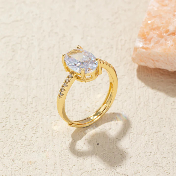 Moonstone Ring – Oval Cut Natural Moonstone
