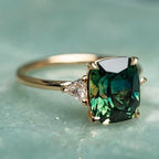Vintage-Inspired Green Gemstone Gold Ring-Westeryn