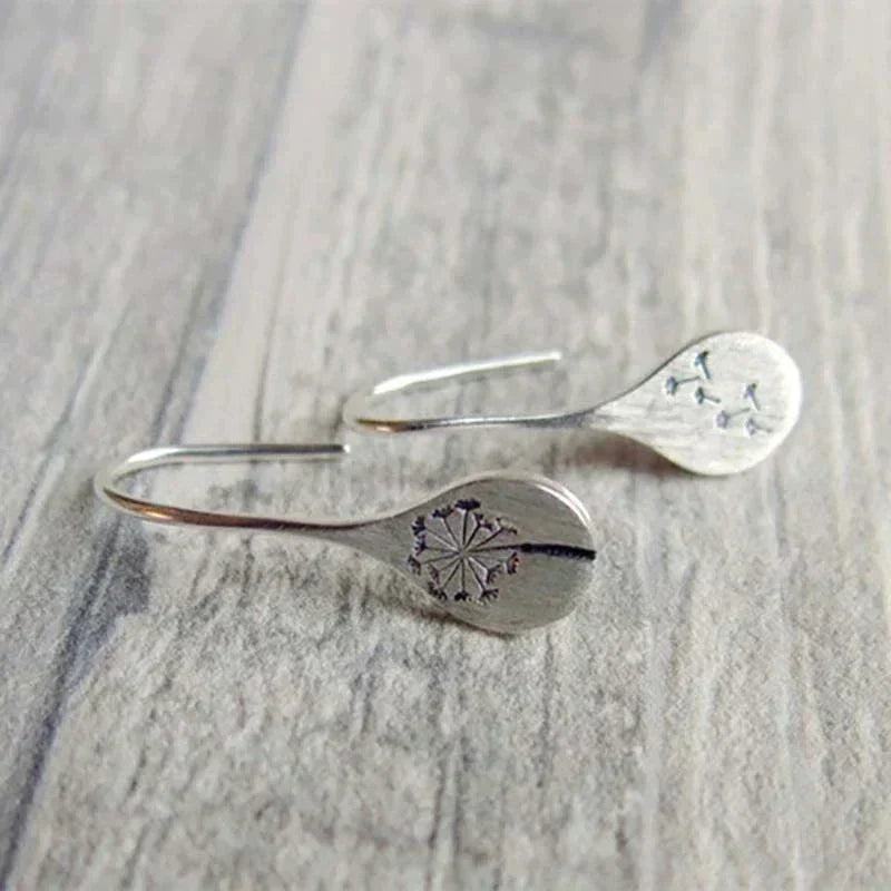 Vintage Silver Flower Earrings-Westeryn