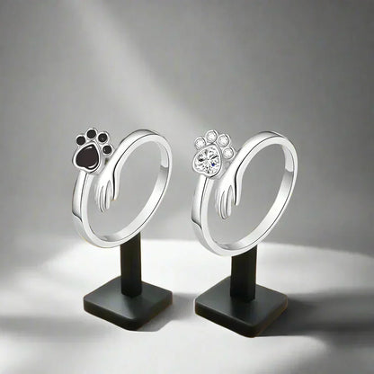 MARA – Elegant adjustable ring made of 925 sterling silver with handcrafted hand and paw motif