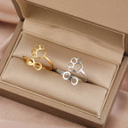 AYLA – Elegant Adjustable Infinity Paw Ring Made of High-Quality Stainless Steel-Westeryn