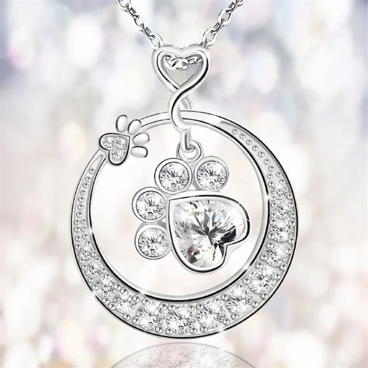 MALIA – Elegant Paw Necklace made of 925 Sterling Silver with Sparkling Zirconia for Stylish Accents