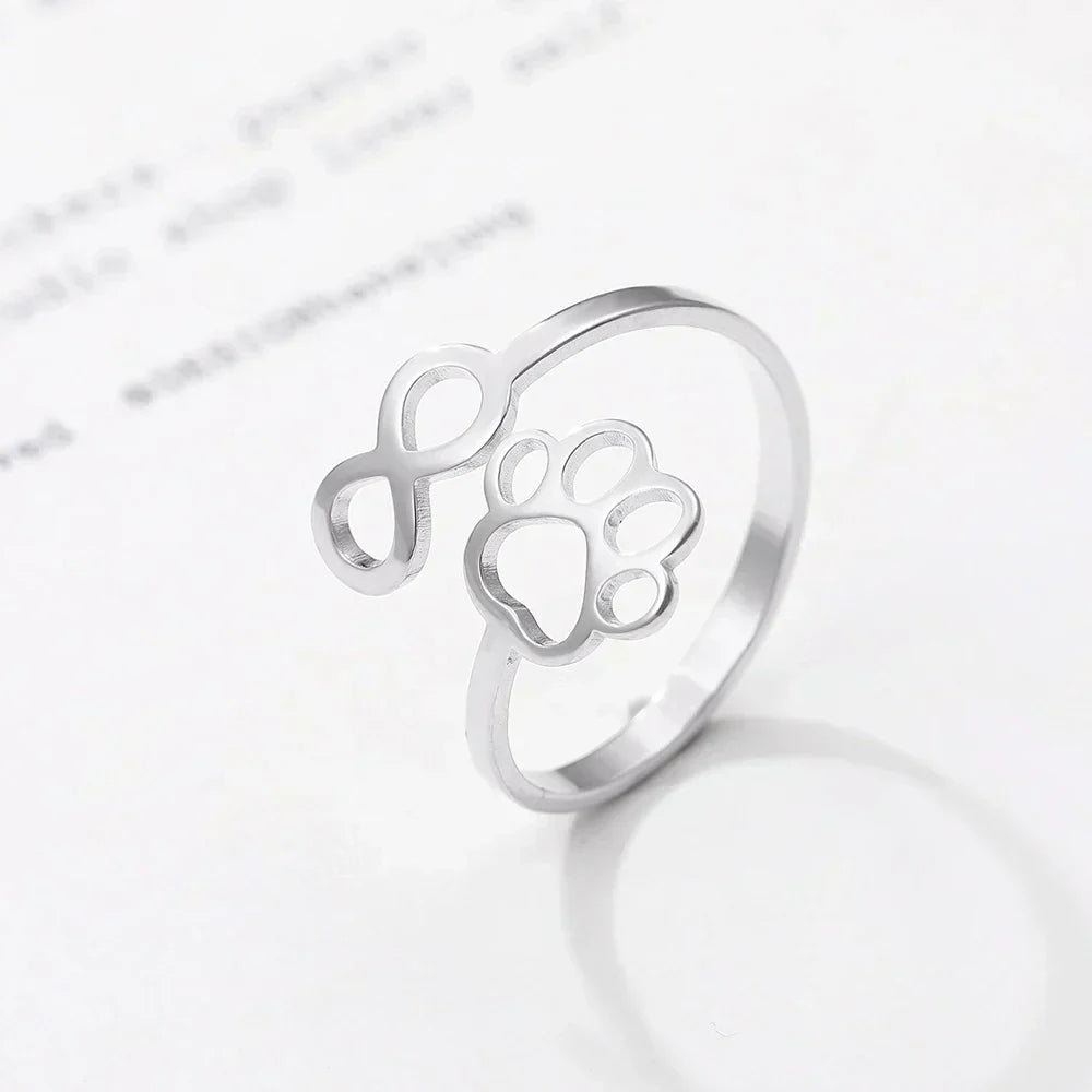 AYLA – Elegant Adjustable Infinity Paw Ring Made of High-Quality Stainless Steel