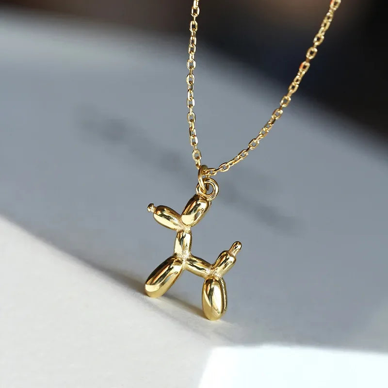 JUNO – Elegant Necklace with Charming Balloon Dog Pendant in Radiant Gold Look