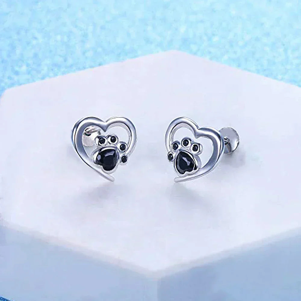 NORA – Elegant Heart-Paw Stud Earrings with Sparkling Black Crystal for Stylish Accents